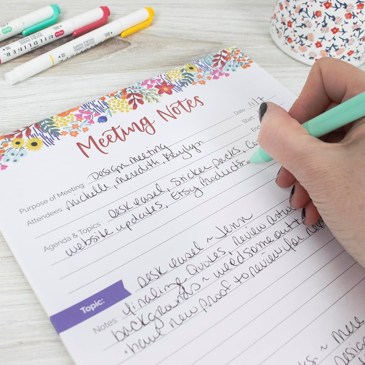 bloom daily planners 8.5" x 11" Double Sided Meeting Pad - Topics, Takeaways, Action Items & Follow-Ups - Undated Meeting Notes Agenda Organizer