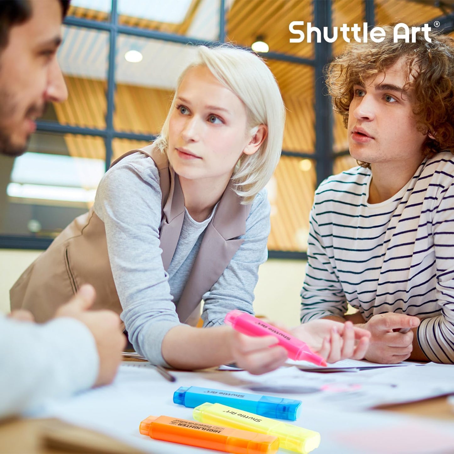 Shuttle Art Highlighters, 8 Assorted Colors Highlighter Pens, Chisel Tip Dry-Quickly Non-Toxic Highlighter Markers for Adults Kids Highlighting on Home School Office