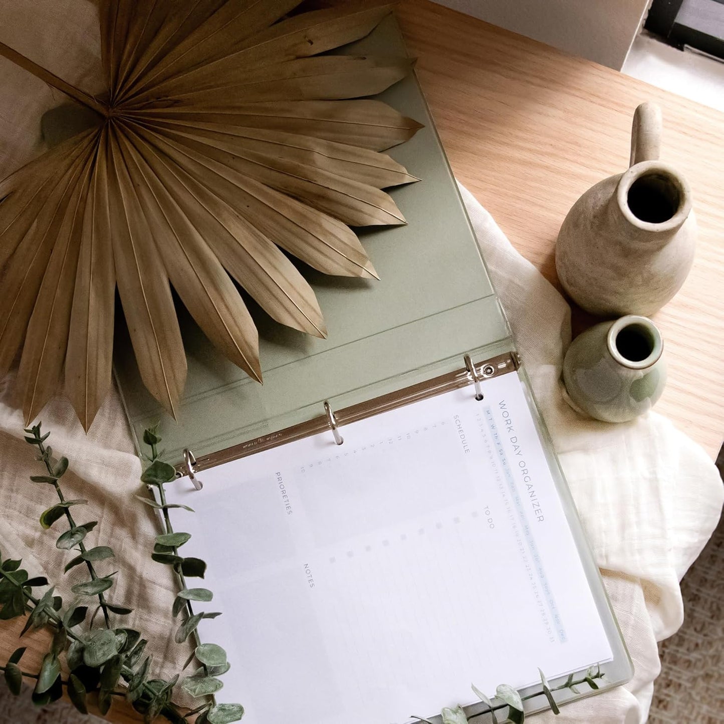 Samsill Plant-Based 3 Inch Durable D-Ring, Made in USA, View Binder, Eco-Friendly, USDA Certified Biobased, Single, Sage Green