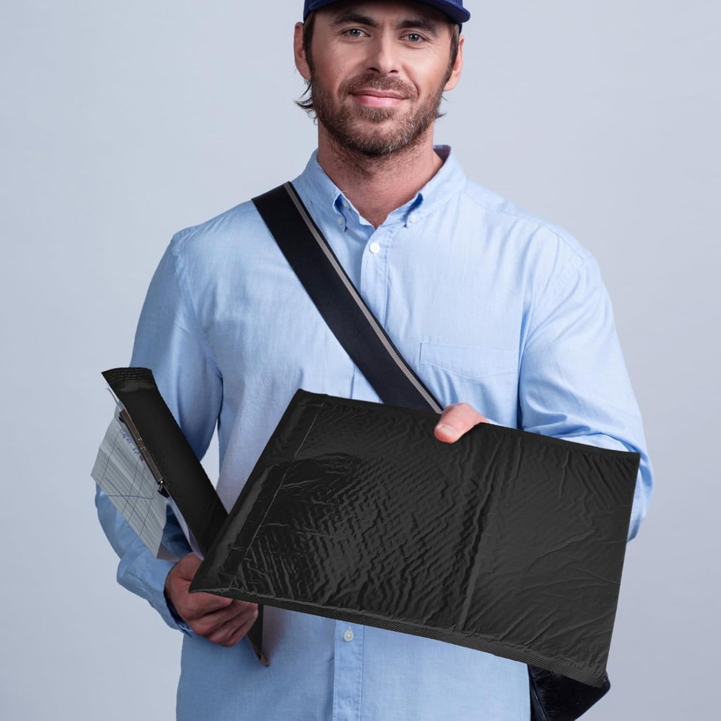 Henoyso 30 Pcs Extra Large Bubble Mailers 14 x 19 Inches Resealable Padded Envelopes Waterproof Shipping Bags Poly Padded Mailers Bulk for Mailing Packaging Small Business(Black)