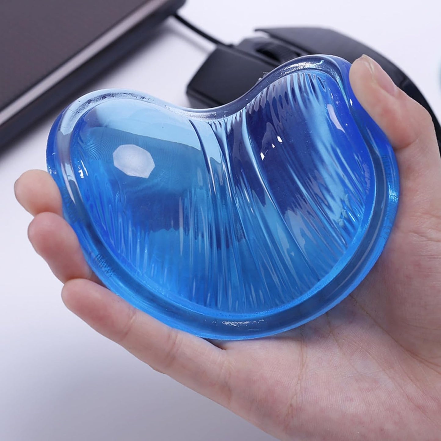 Ergonomic Gel Wrist Rest for Mouse, Computer Mouse Wrist Support for Arm Pain Relief, Heart-Shaped Cute Hand Wrist Cushion for Home and Office Working Gaming Anti-Fatigu
