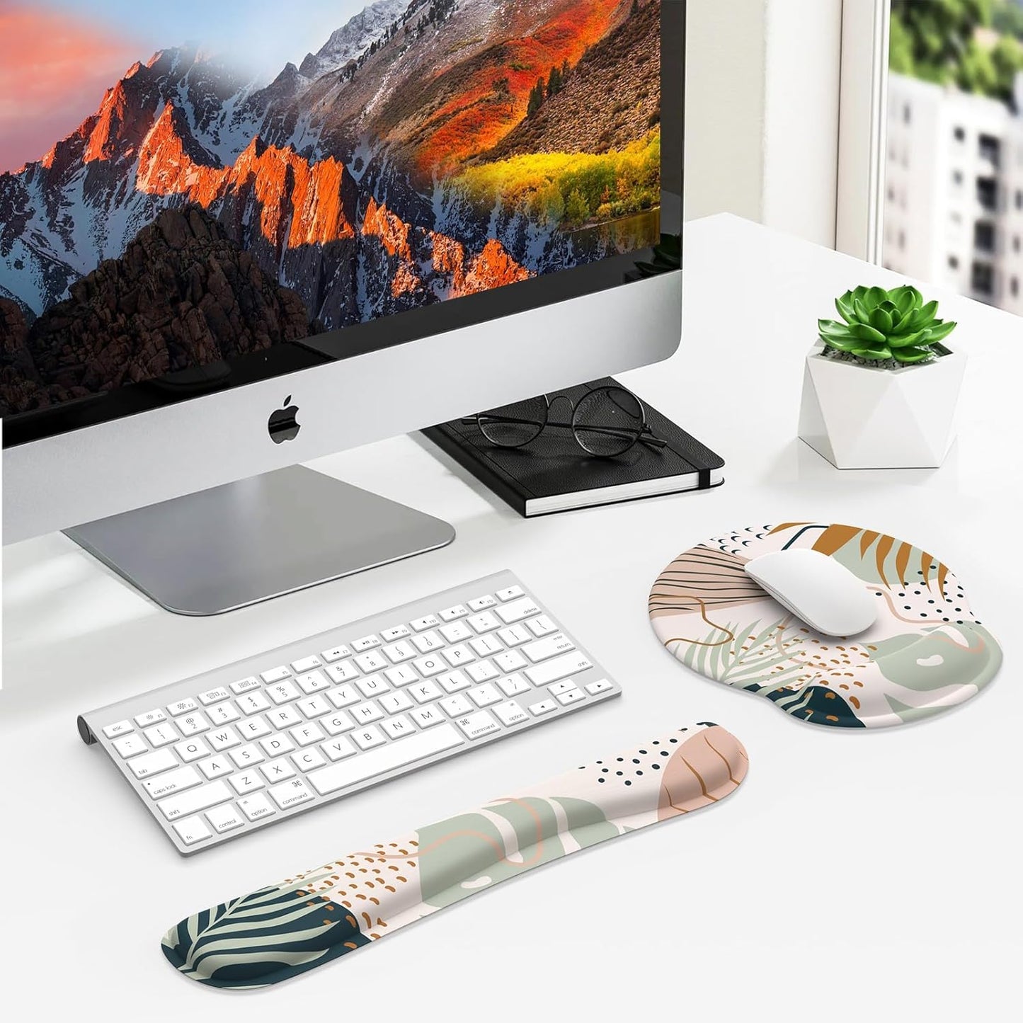 iLeadon Mouse Pad Wrist Support Keyboard Wrist Rest Set, Ergonomic Mouse Pad with Non-Slip Base for Computer Laptop Home Office + Coasters, Easy Typing & Pain Relief Mouse Mat, Tropical Plants