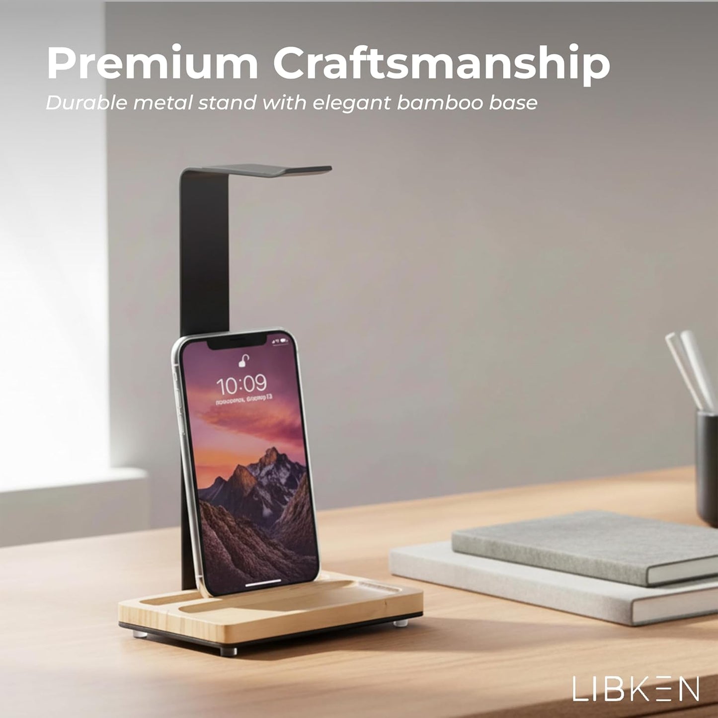 Wooden Headphone Stand with Storage Tray – Rubberwood & Metal Headset Holder with Anti-Slip Base, Scandinavian Desk Headphone Stand for Organizing Headphones, Phone, Keys & Accessories