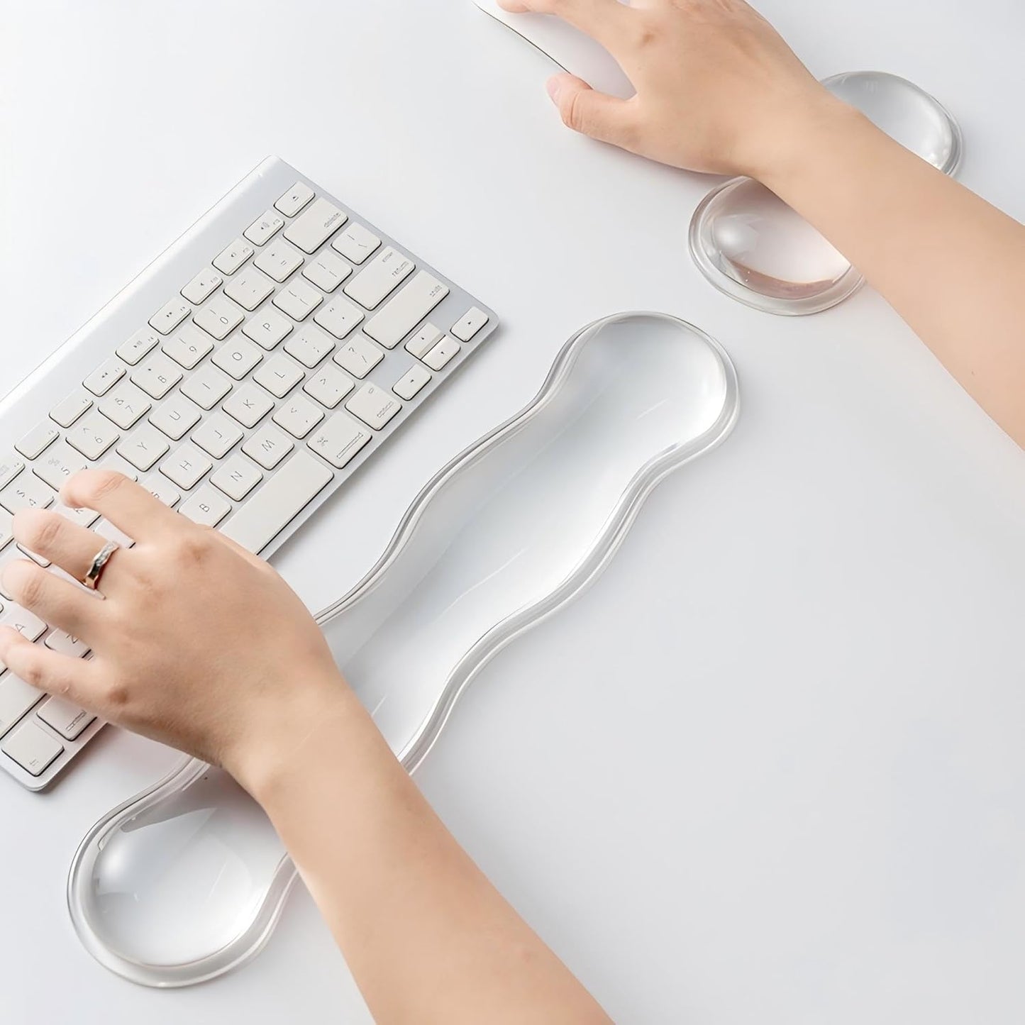 Clear Gel Wrist Rest for Keyboard, Keyboard Wrist Rest for Typing Pain Relief, Ergonomic Keyboard Arm Rest, Suitable for Office, Gaming, Computer, Laptop - Transparent